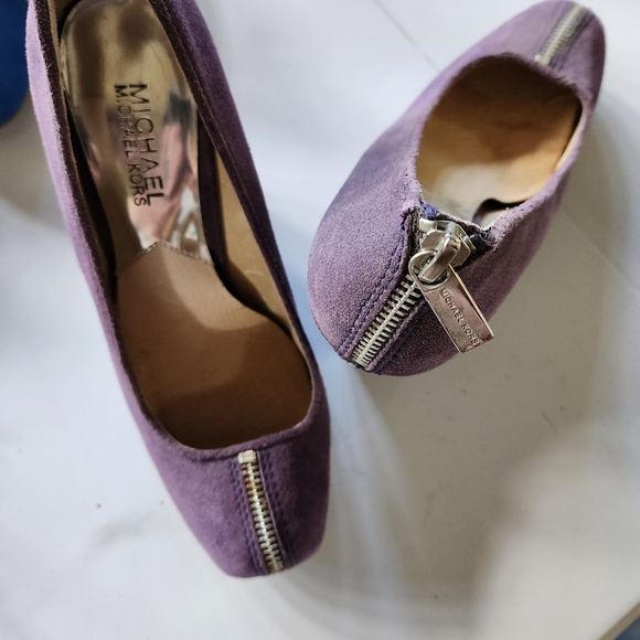 Shoes - Picture 10 of 15